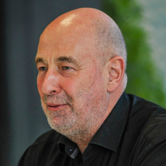 Mike Chapman Photo sq